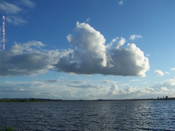 http://www.dessauwetter.de/galerie2/cache/vs_0%20Wetter_Wetter_023.JPG