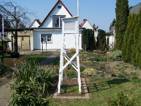 http://www.dessauwetter.de/galerie2/cache/vs_2%20Station%20WS3600_WS_006.JPG