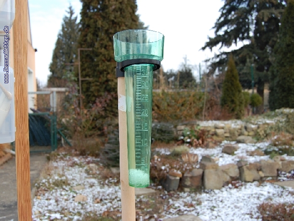 http://www.dessauwetter.de/galerie2/cache/vs_3%20Station%20WMR928_WMR928_21.JPG