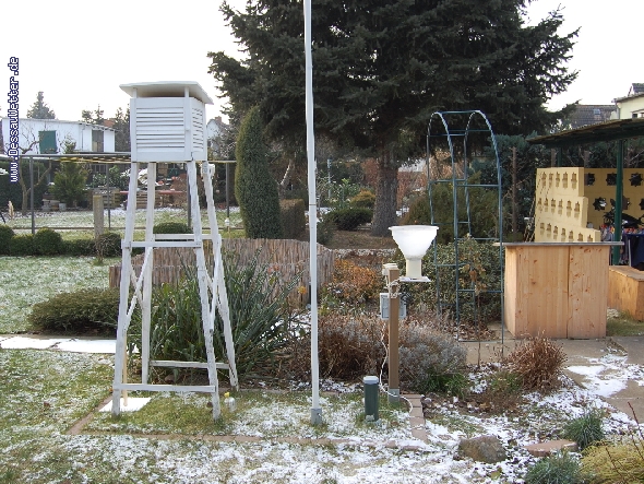 http://www.dessauwetter.de/galerie2/cache/vs_3%20Station%20WMR928_WMR928_24.JPG