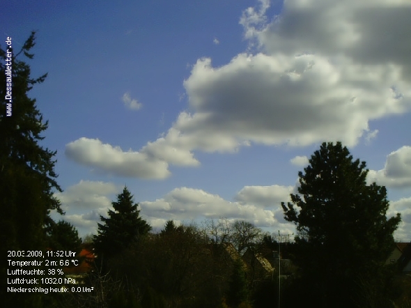 http://www.dessauwetter.de/galerie2/cache/vs_6%20Webcam_dessau_webcam_02.jpg