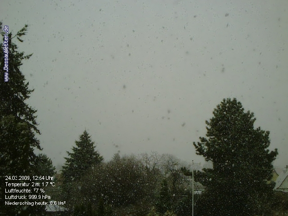 http://www.dessauwetter.de/galerie2/cache/vs_6%20Webcam_dessau_webcam_03.jpg